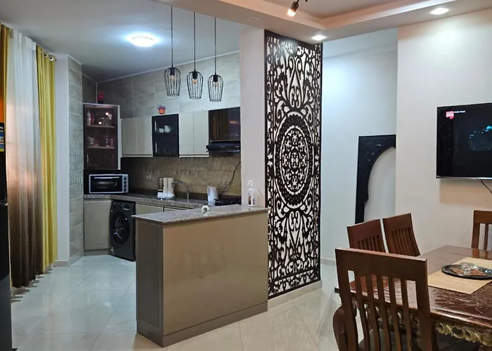Apartman Quiet For 4, Pool View Balcony, 3 Min From Gurdaka