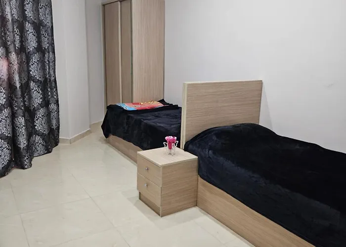 Quiet For 4, Pool View Balcony, 3 Min From