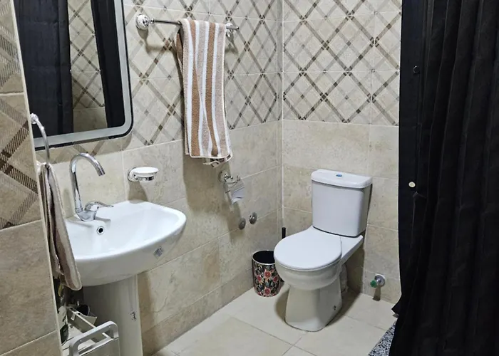 Quiet For 4, Pool View Balcony, 3 Min From Apartman