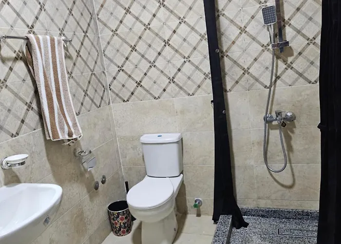 Apartman Quiet For 4, Pool View Balcony, 3 Min From Gurdaka